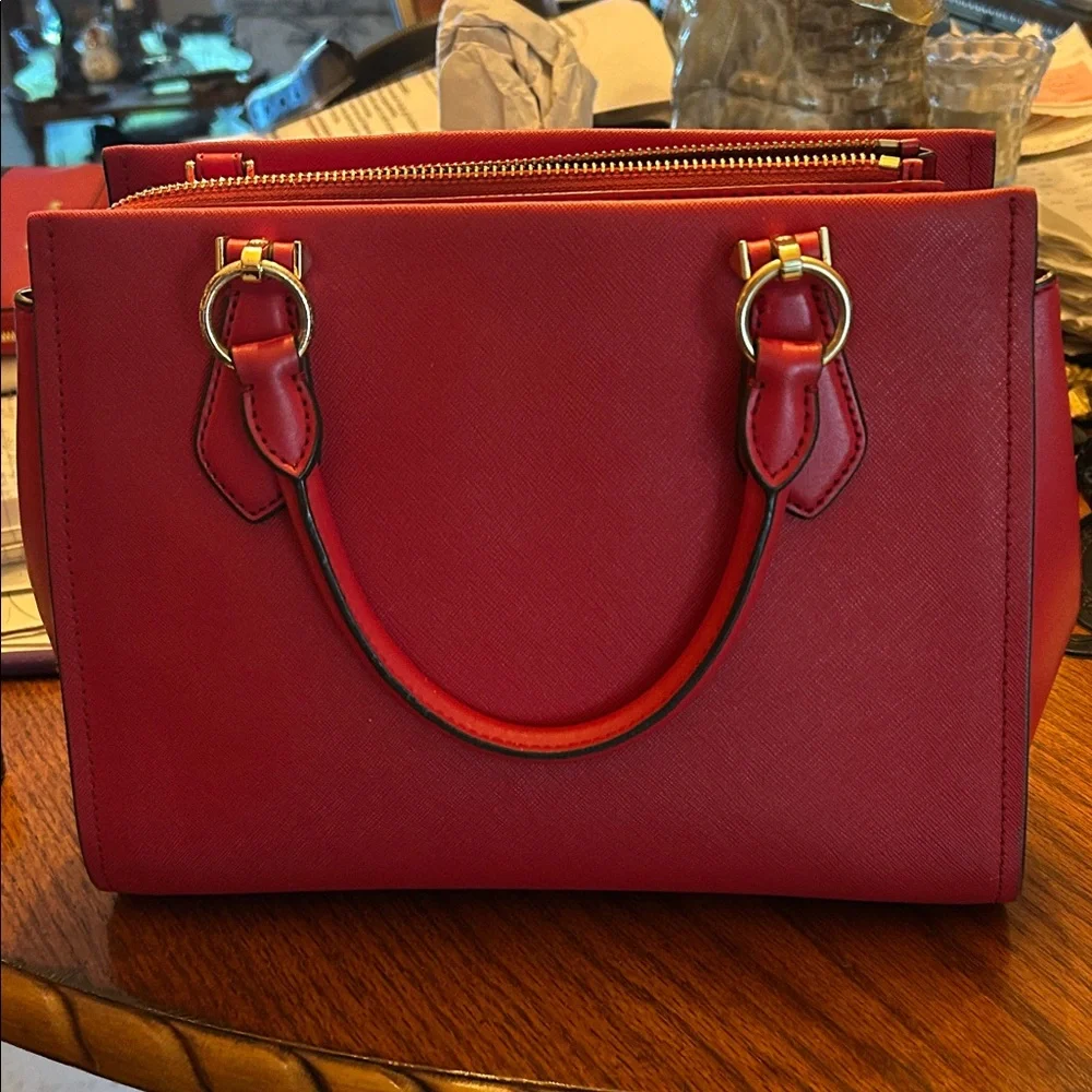 Michael Kors MARILYN  Red Saffiano leather Satchel - Picture 2 of 10